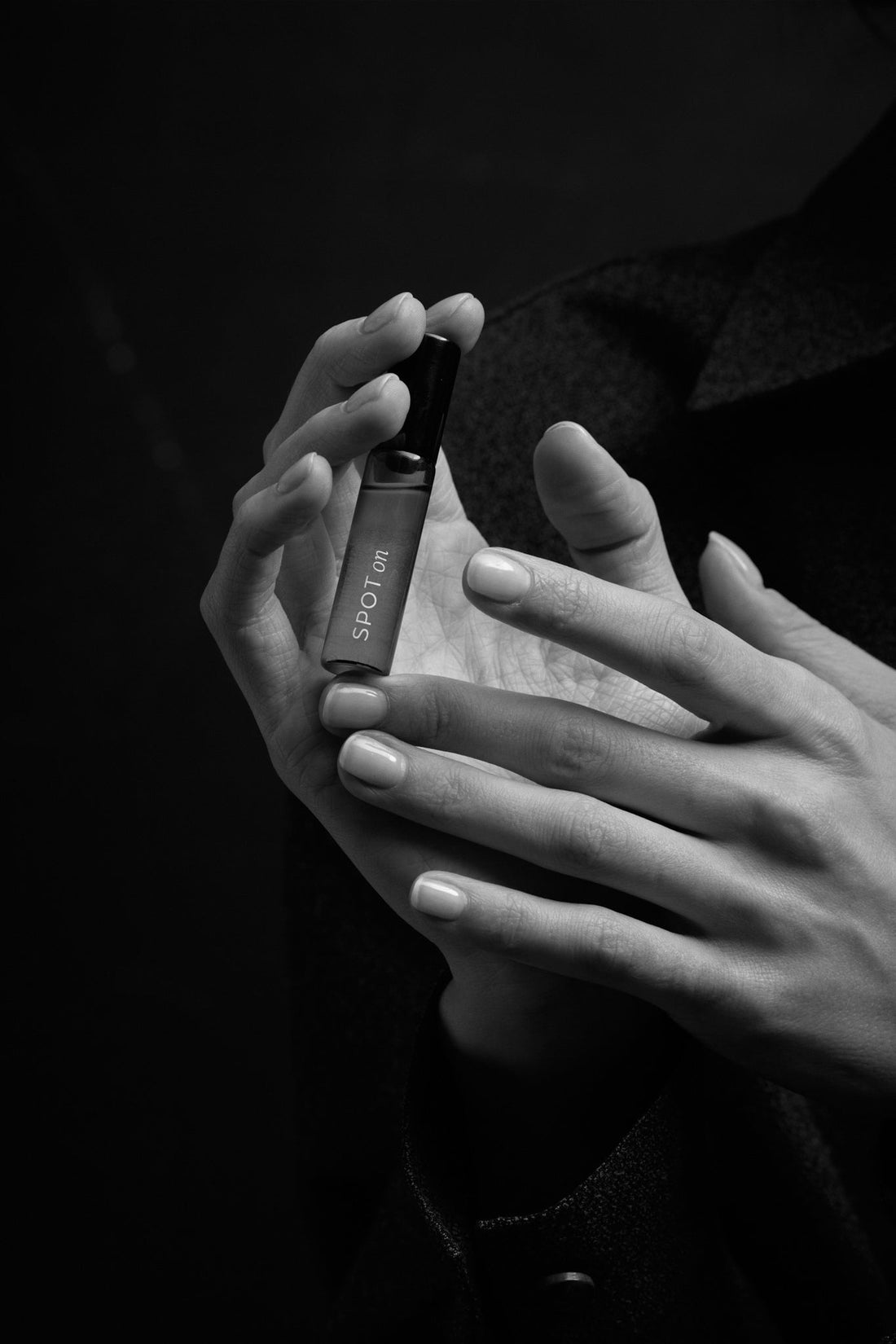 Essential plant oils and headache mechanisms